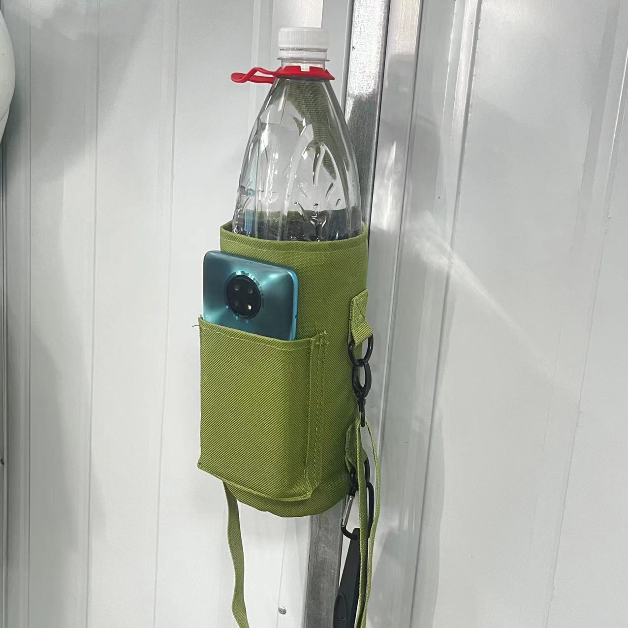 Magnetic Gym Water Bottle Crossbody Bag