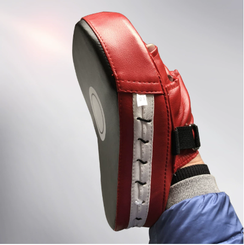 Boxing Arc Hand Target – Curved Focus Mitts for Muay Thai & Taekwondo Training