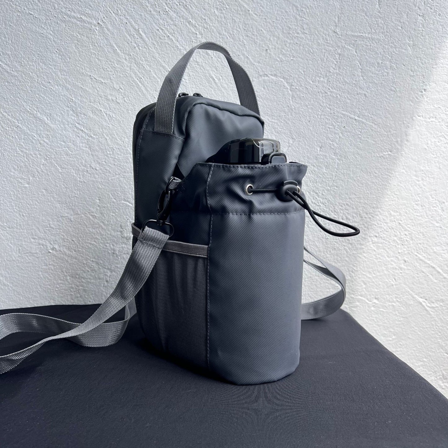Magnetic Water Bottle Bag Crossbody Gym Storage
