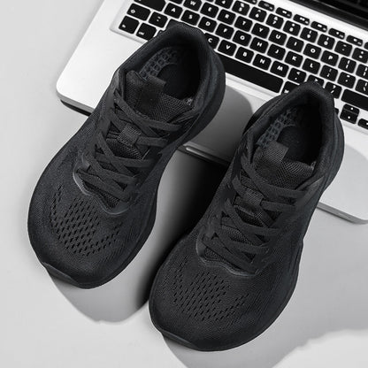 Wide-toe breathable sports shoes